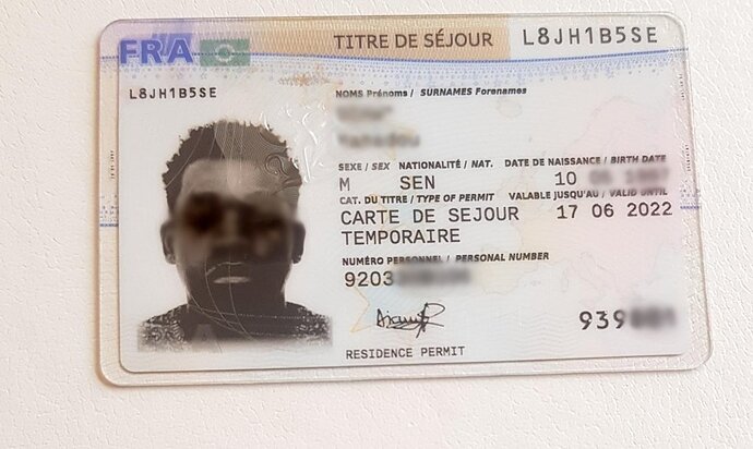 🛂 Nouvelle carte de séjour en France 2025 : Ce que les étrangers doivent absolument savoir